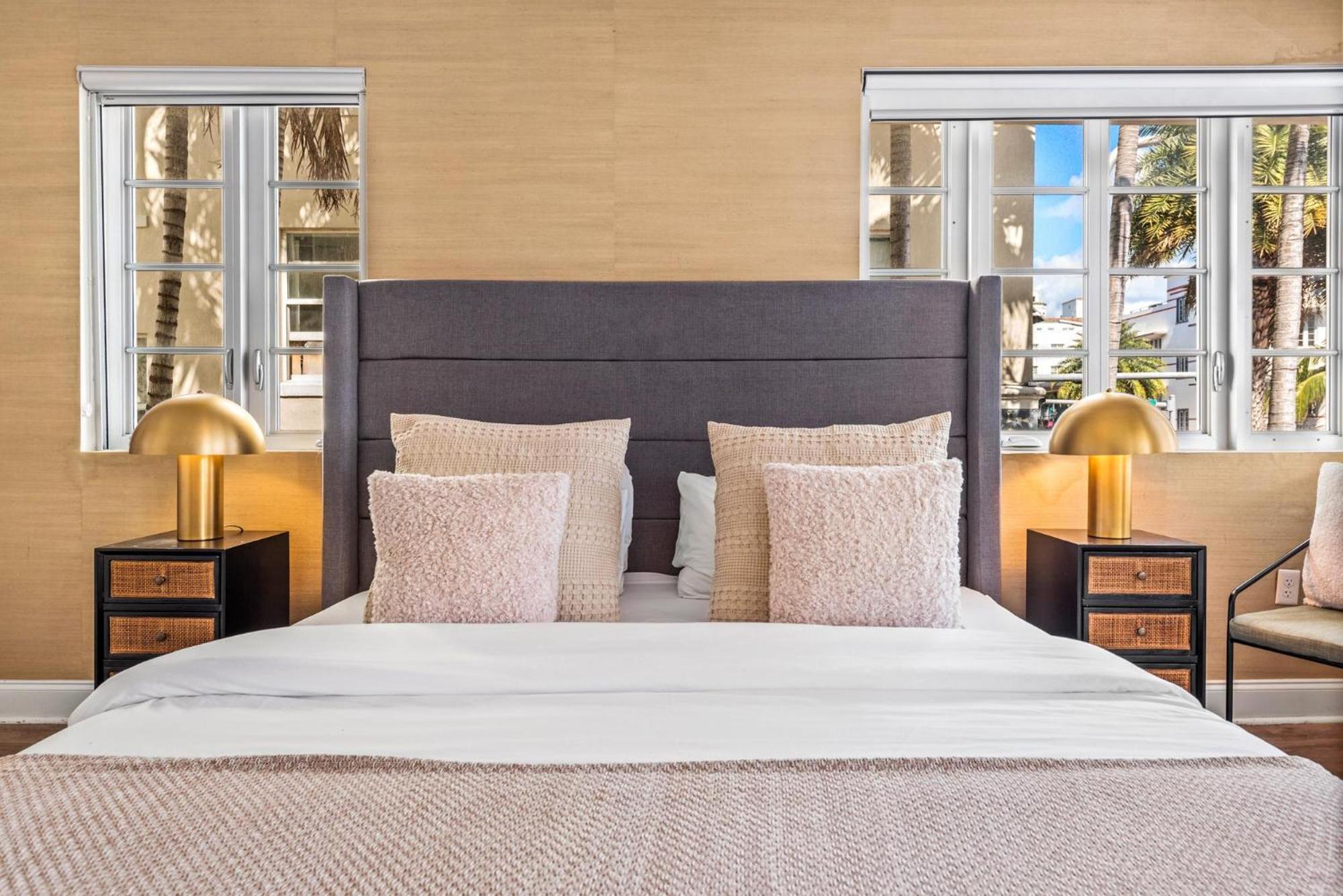 Luxuri Suites ไมอามีบีช ภายนอก รูปภาพ
