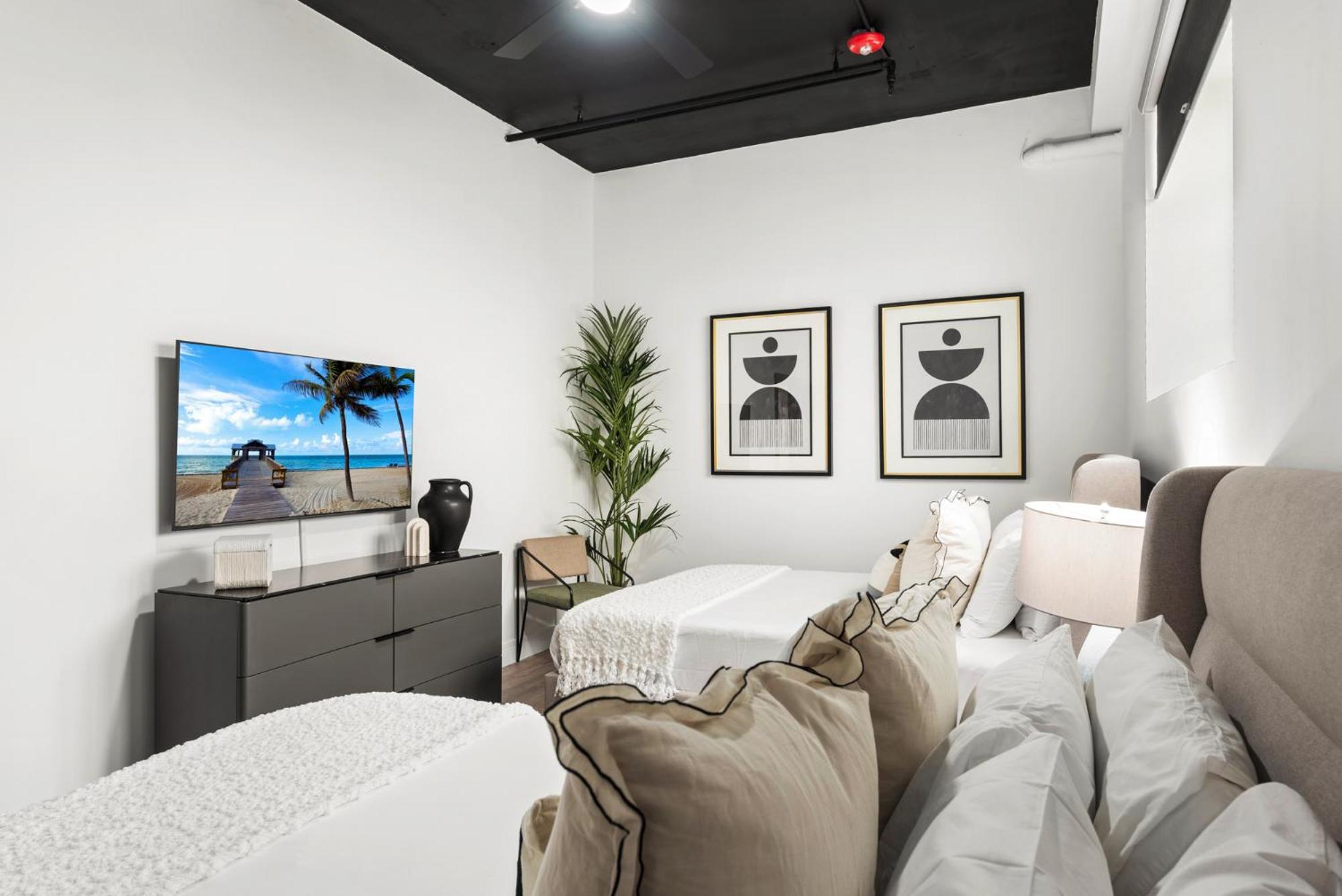 Luxuri Suites ไมอามีบีช ภายนอก รูปภาพ