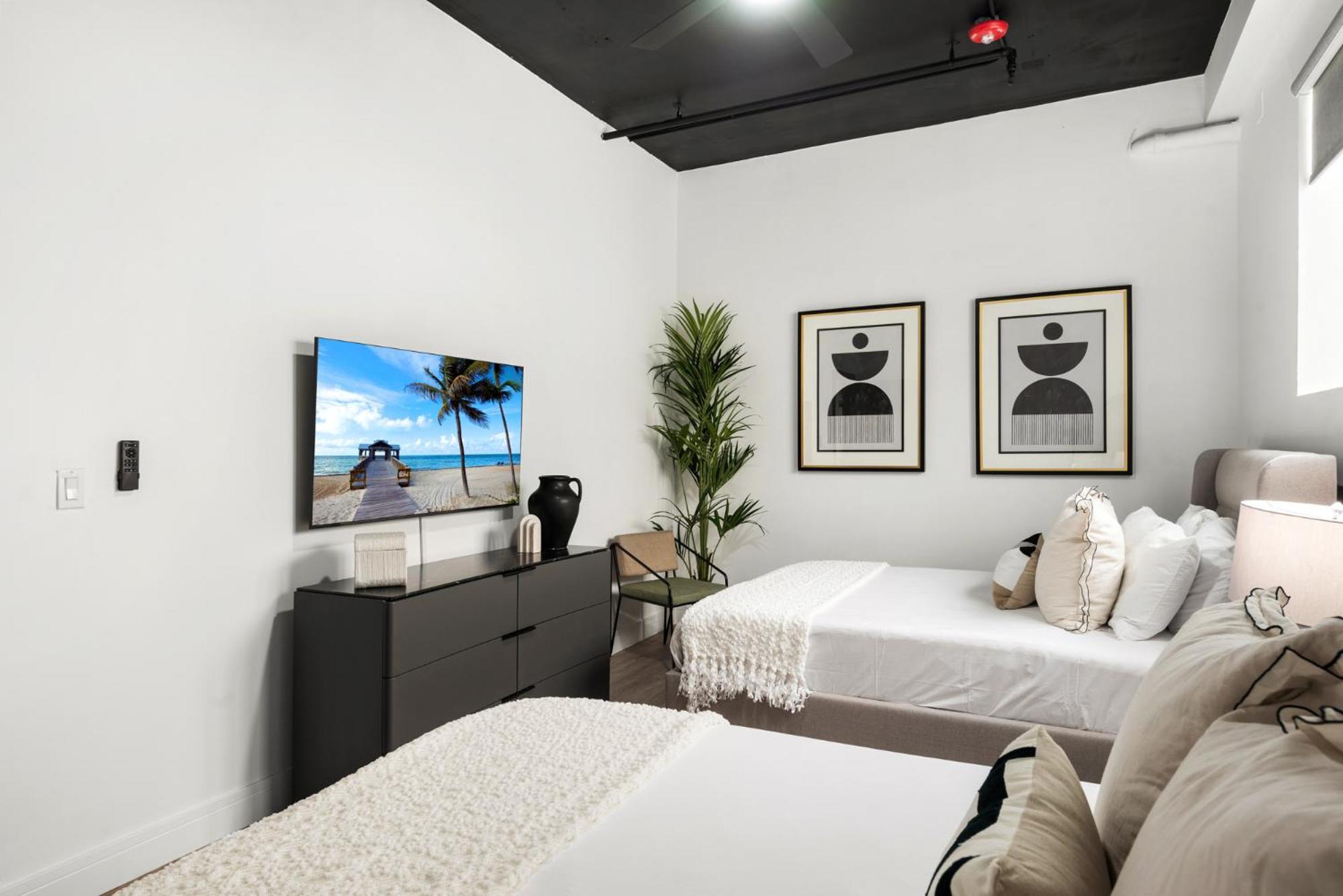 Luxuri Suites ไมอามีบีช ภายนอก รูปภาพ