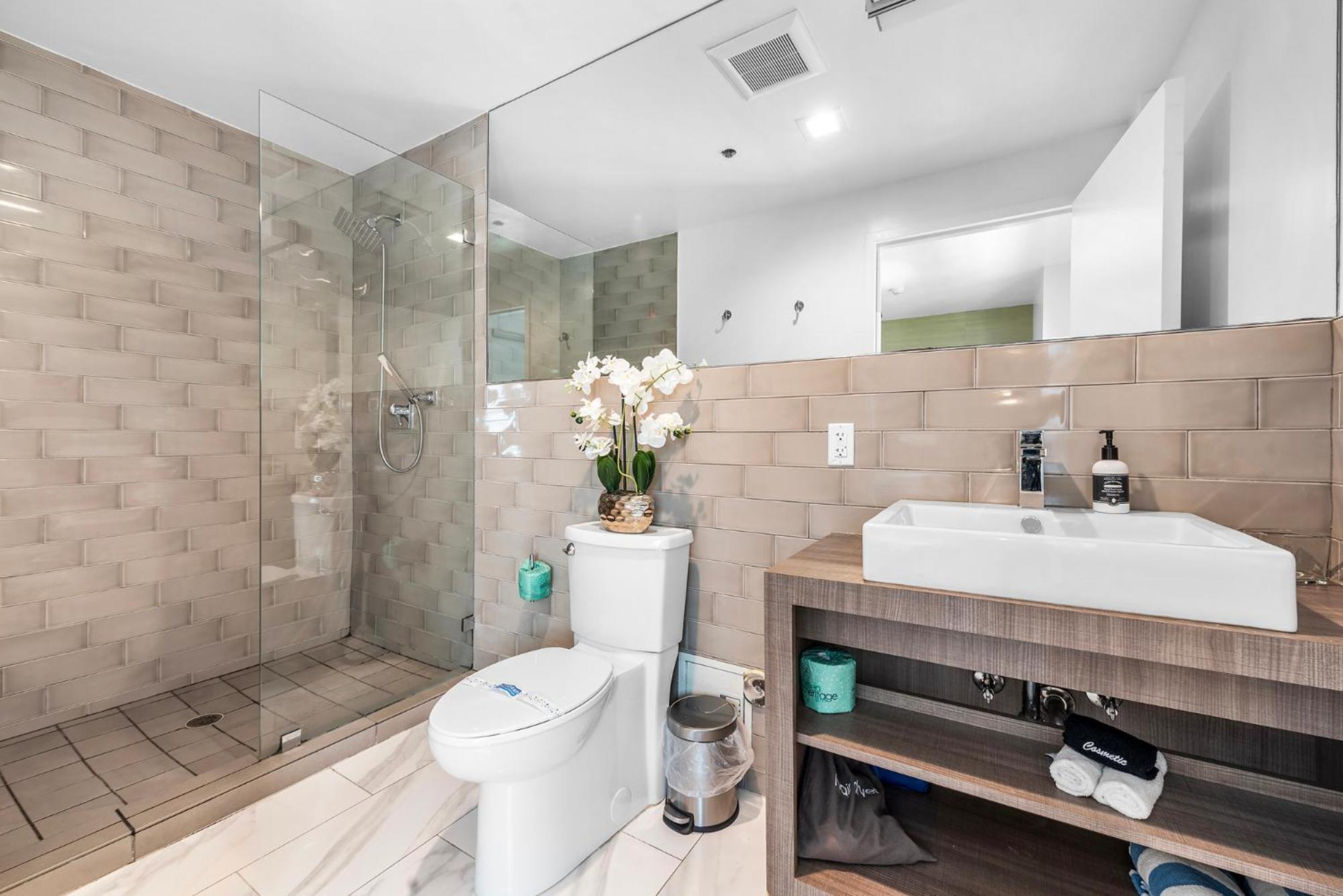 Luxuri Suites ไมอามีบีช ภายนอก รูปภาพ