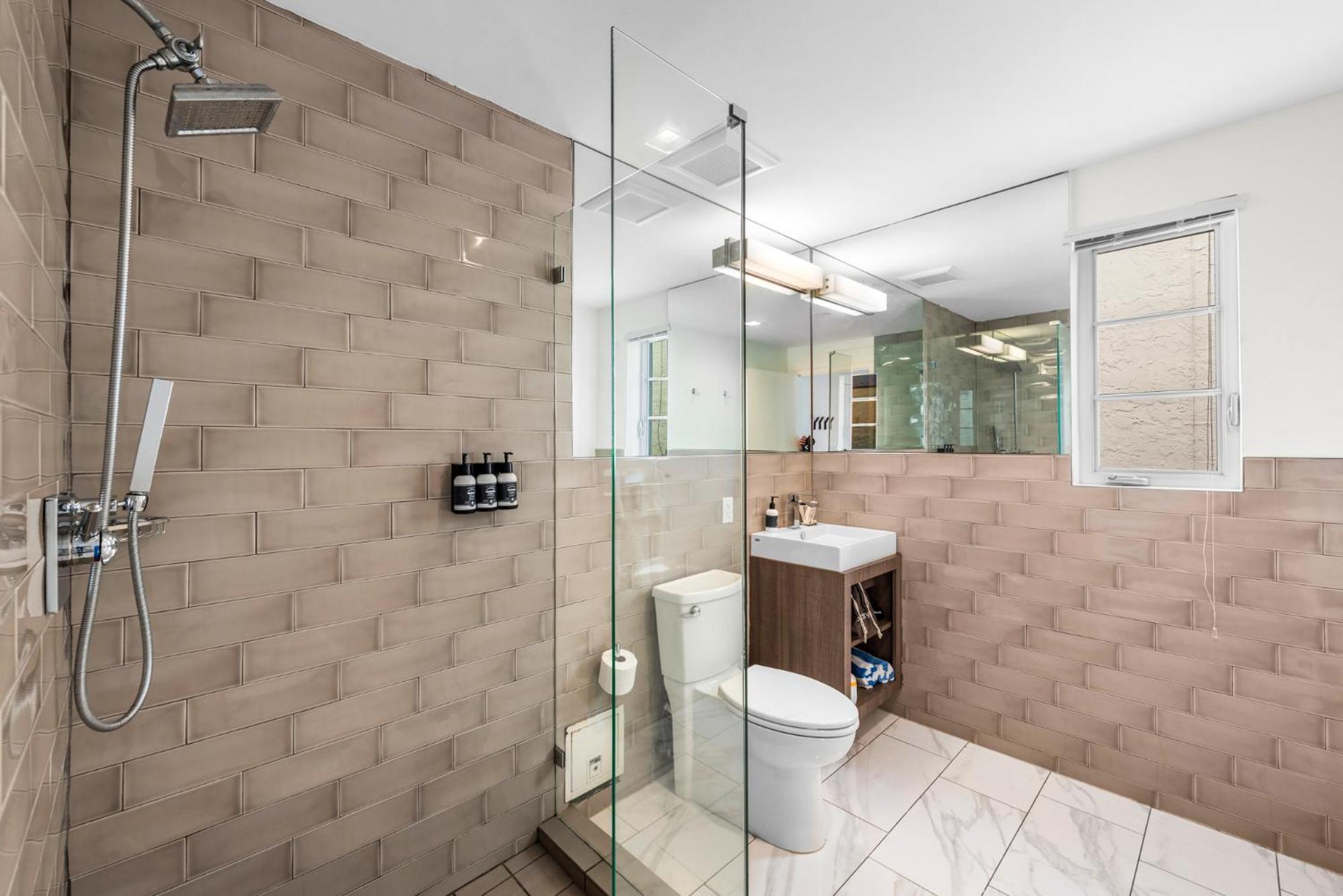 Luxuri Suites ไมอามีบีช ภายนอก รูปภาพ